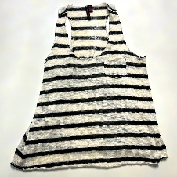 Top - Picture 3 of 6